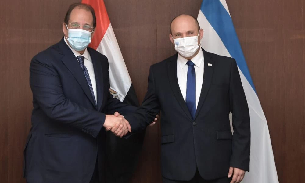 Επίσημη πρόσκληση Σίσι στον Μπένετ να επισκεφθεί το Κάιρο - Πρώτη επίσκεψη Ισραηλινού πρωθυπουργού στην Αίγυπτο εδώ και μια δεκαετία